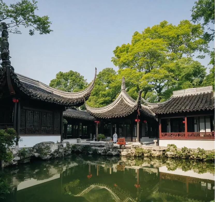 丽江旧梦土建有限公司